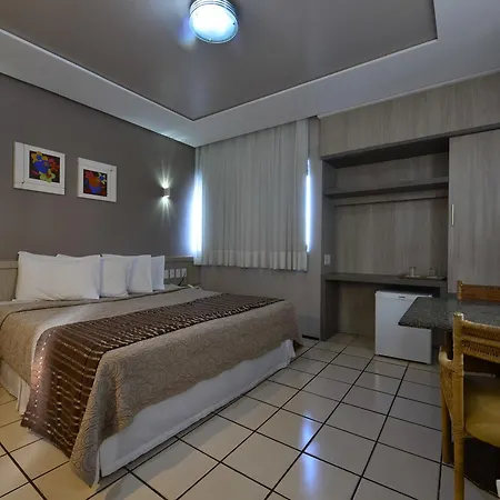 Hotel Sambura 3*
